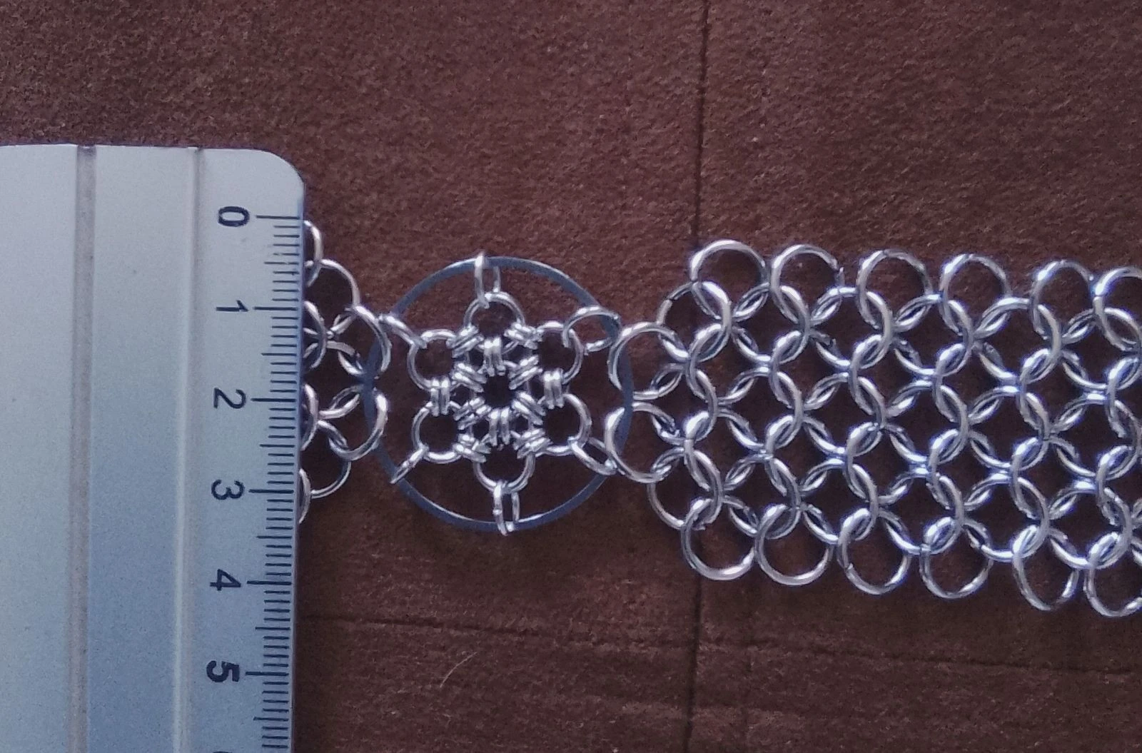 European chainmail cuff bracelet and Japanese chainmail flower – photo 6